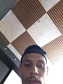 MestreNano live sex cam