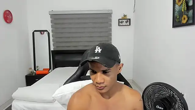 corzoethan live sex cam