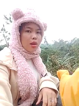 Huyen_x's cam snapshot