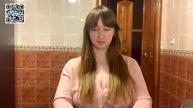 MaroonMoon_'s cam snapshot