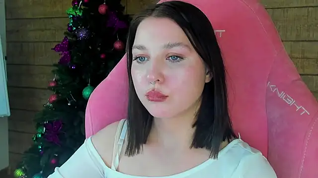 TinnaBurton's cam snapshot