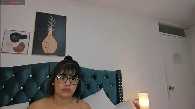 Valery_jame's cam snapshot