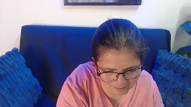 Linda_banks_'s cam snapshot