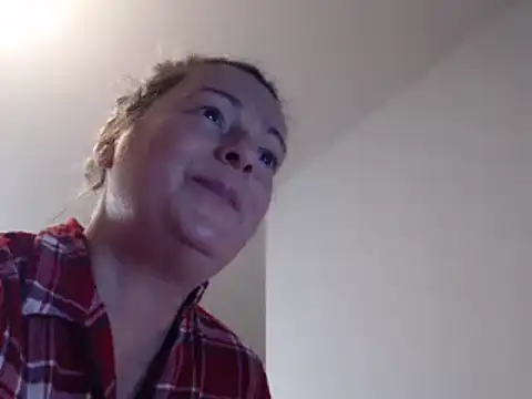 FurryCupLove555's cam snapshot