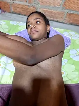 Luciia_cute live sex cam