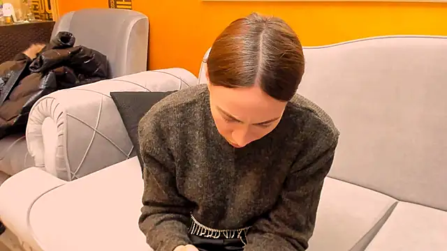 Roxee33 live sex cam