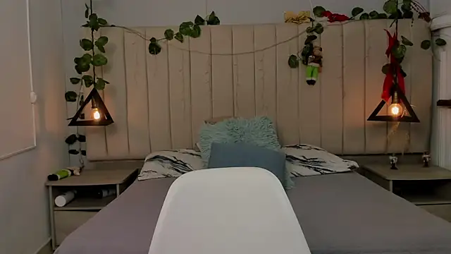 Paulina_Lopezz's cam snapshot