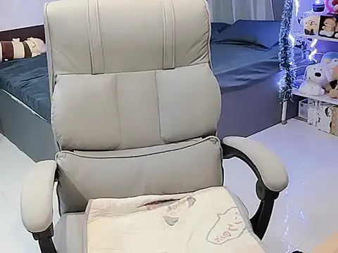 Nabiii6868 live sex cam