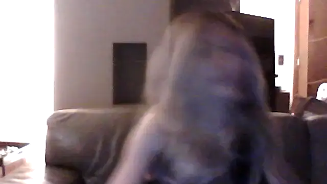 ShyGirlV live sex cam