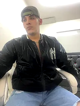 MaxStar26 live sex cam