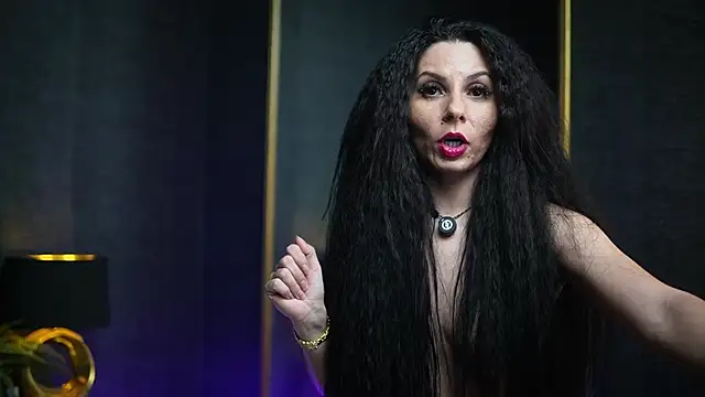 GiaEasyIce's cam snapshot