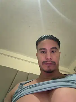 DominickVegas live sex cam