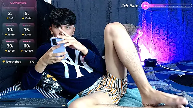 benji_hoter live sex cam