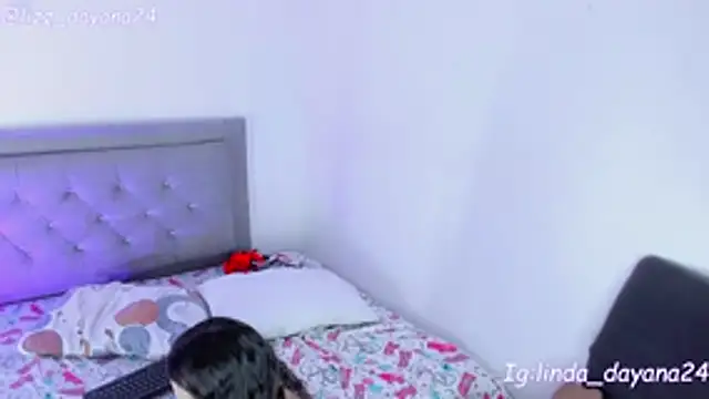 sweetdollinda23 live sex cam