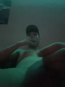 OnlyTyroone live sex cam