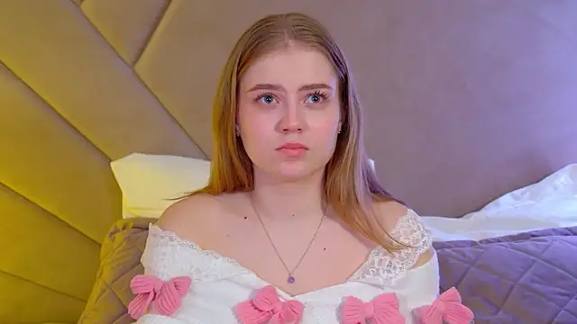 SelinSwarovski's cam snapshot