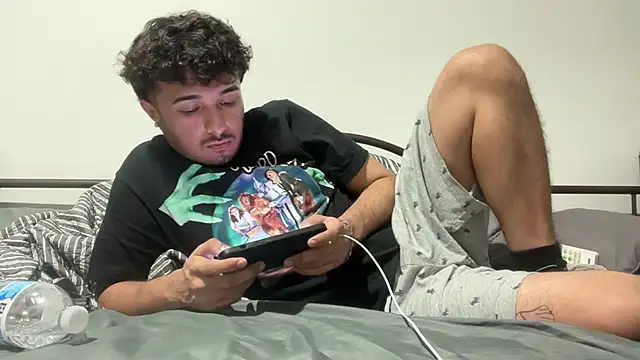 Gorillabutt1414's cam snapshot