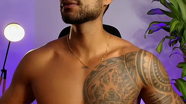 LiamGarcia1 live sex cam