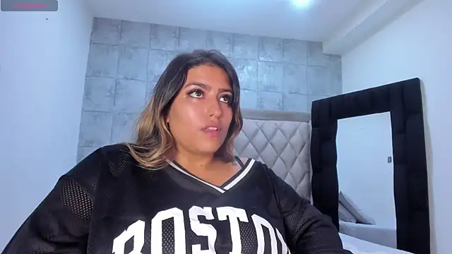 AmbarBrownn_'s cam snapshot