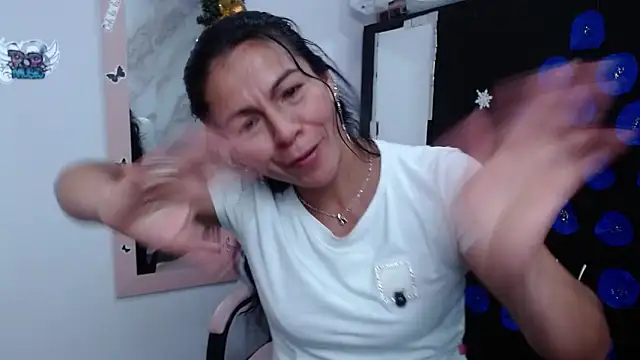 camilavargas_'s cam snapshot