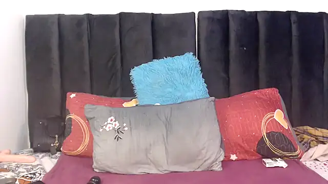 Miss-Berries's cam snapshot