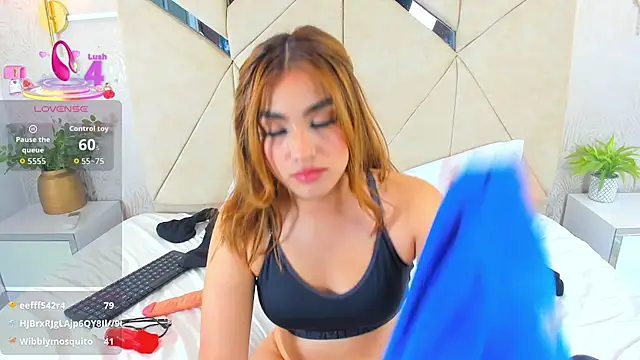 NathalieRoss1's cam snapshot