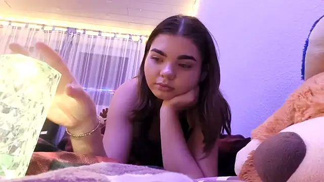 Mona_Slearys's cam snapshot