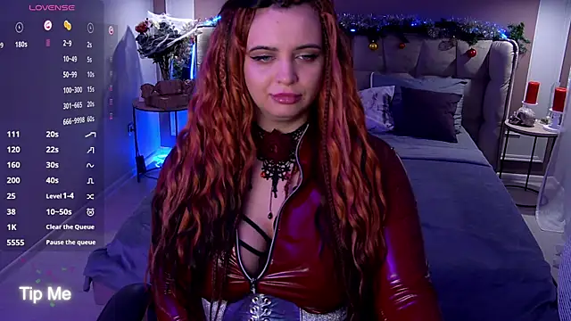 Miss_Maya_Mils live sex cam