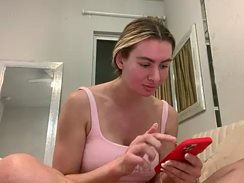 Alyssa_rhoades's cam snapshot