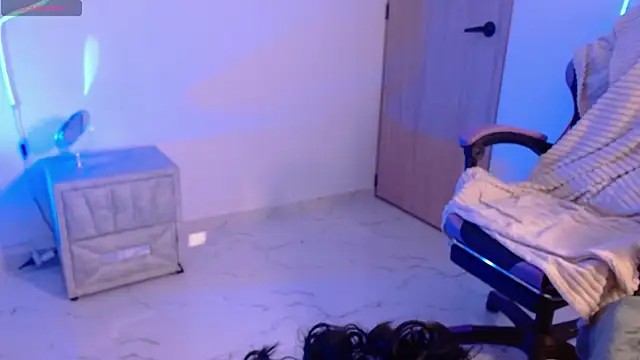 vaalentina_01's cam snapshot