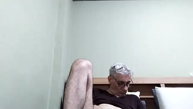 BIGUNCUTHARDCOCK's cam snapshot