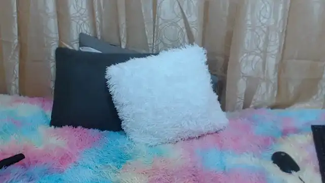 SweetestBooty's cam snapshot