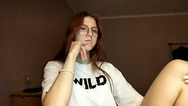 VictorinaMccorey live sex cam