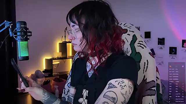 deadlysweet live sex cam