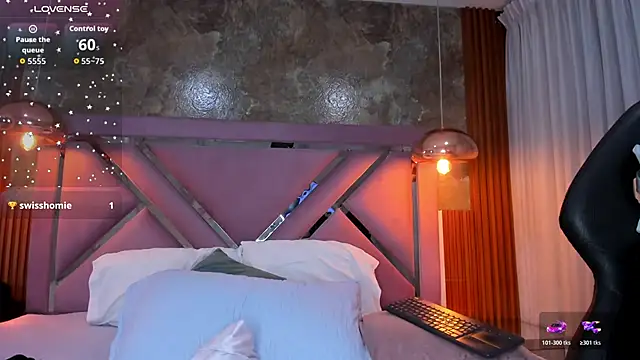 CharlotteKraviz's cam snapshot