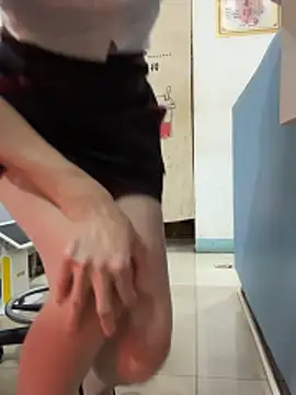 Cherry520 live sex cam