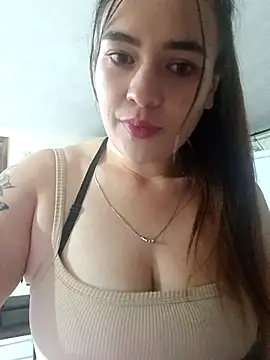 miss_berlyn live sex cam