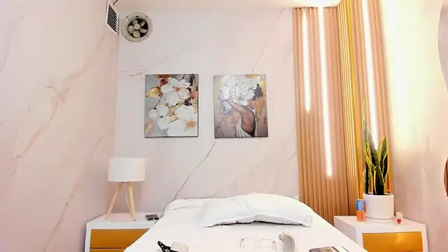 Sensual_shannell live sex cam