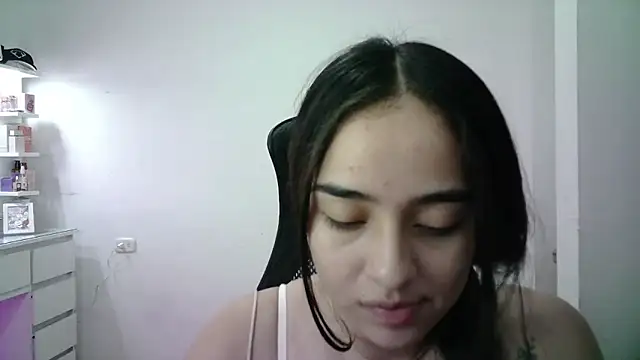 aineangeel's cam snapshot