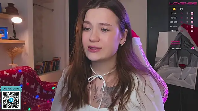 mia_here's cam snapshot