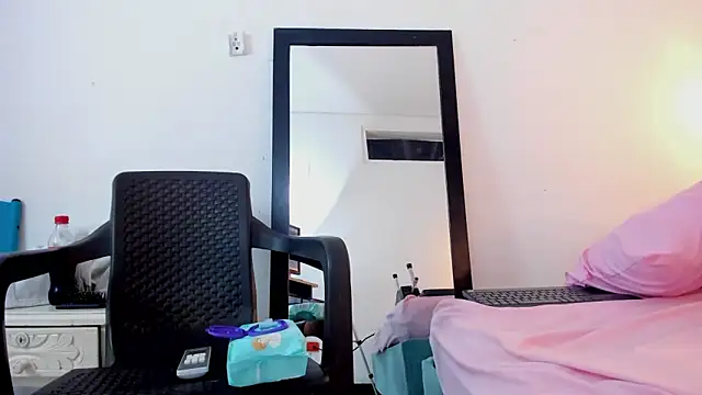 cris_dulce's cam snapshot