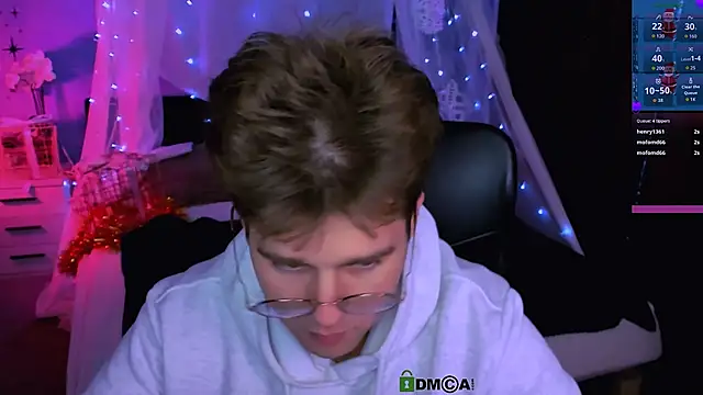 michael_strong_'s cam snapshot