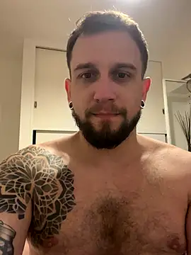 Chubandchaser live sex cam