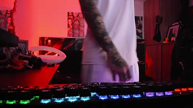 Dominatofstupid live sex cam