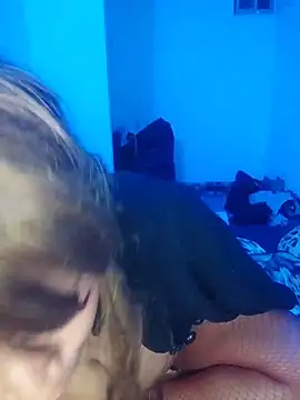 EvonyFoxxx's cam snapshot