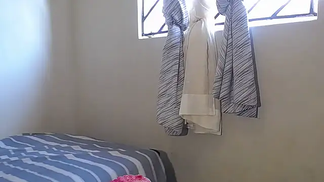 SexySlimMelanin's cam snapshot