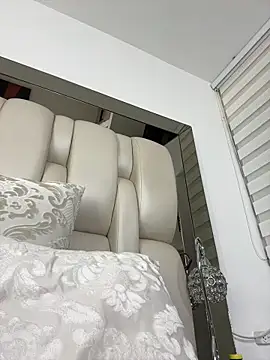 ALISSON_FOXXX1 live sex cam