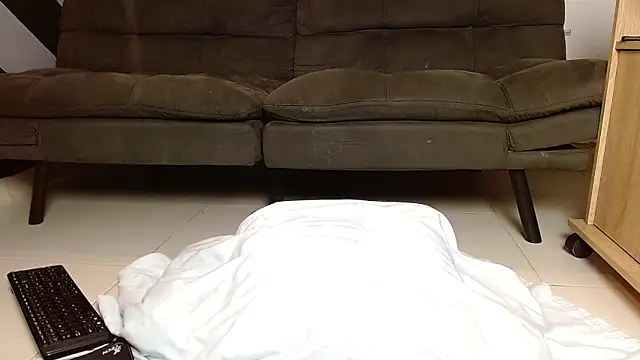 Zac_Golden's cam snapshot