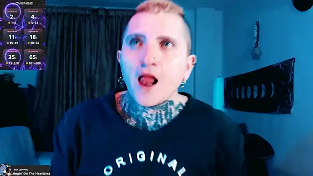 Marieblueeyes live sex cam