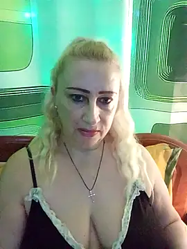 Esenia505's cam snapshot